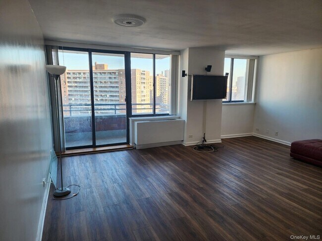 Foto del edificio - 62-54 97th Pl