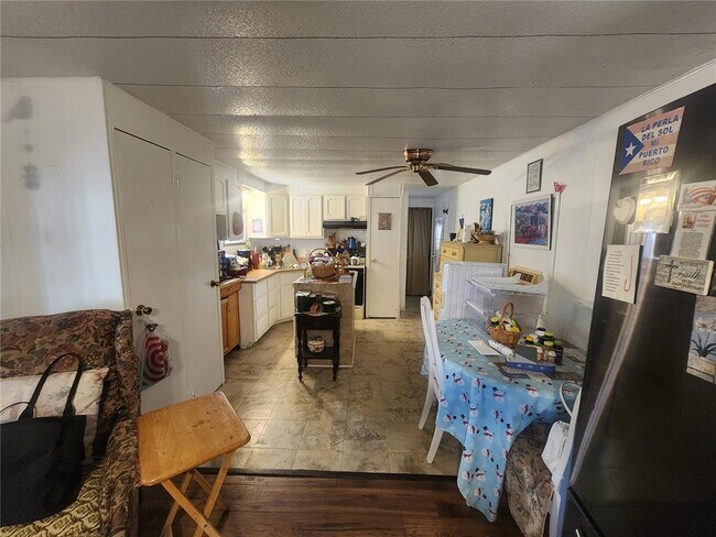 Foto del edificio - 59 Holly Dr