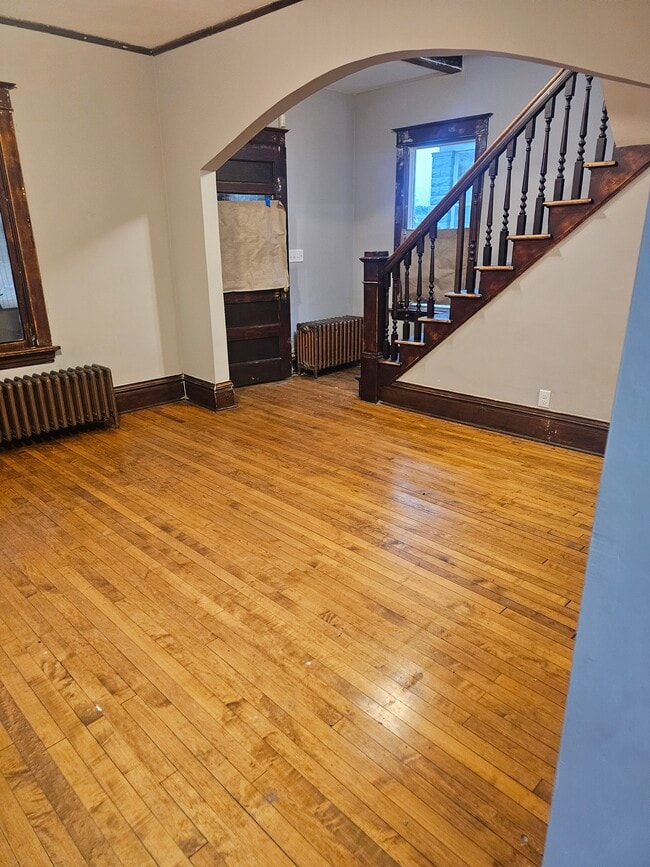 Building Photo - 967 St Anthony Ave