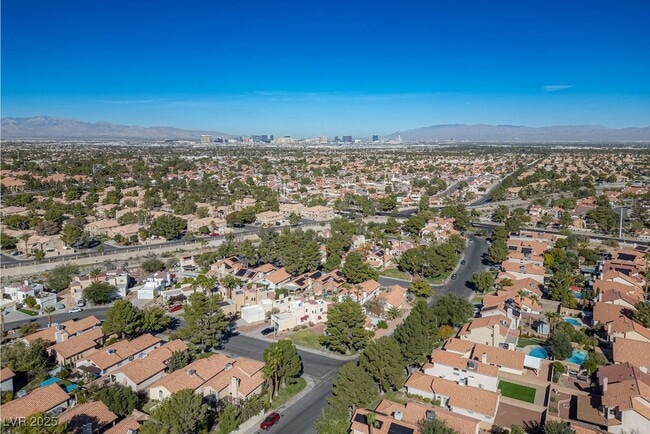 Building Photo - 86 Quiet Desert Ln