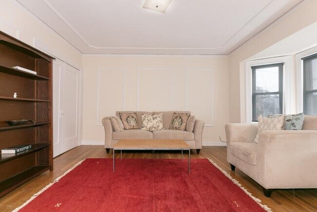 Building Photo - 1 bedroom in San Francisco CA 94118