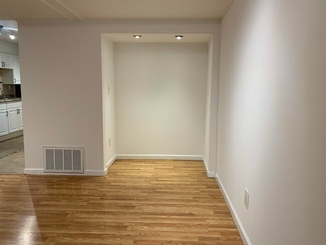 Foto del edificio - 2-24 Grand St