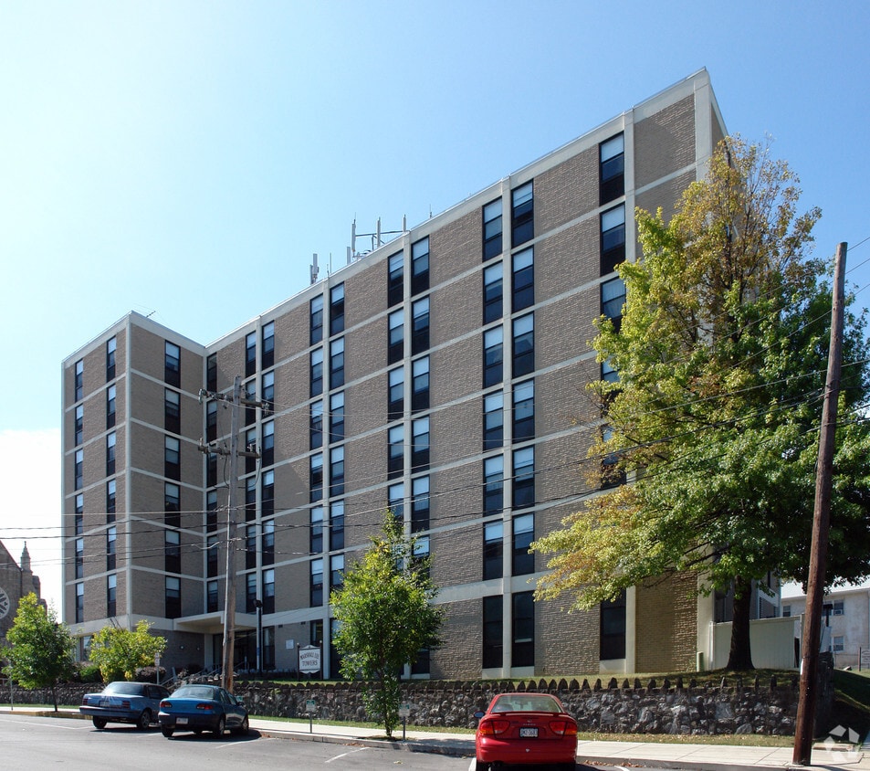 Building Photo - Marshall Lee Towers