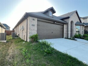 Building Photo - 609 Tartane Dr