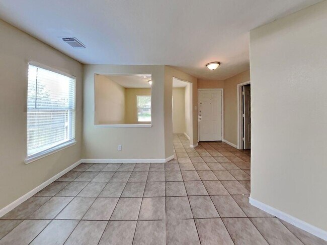 Foto del edificio - 4102 Dogwood Hill St