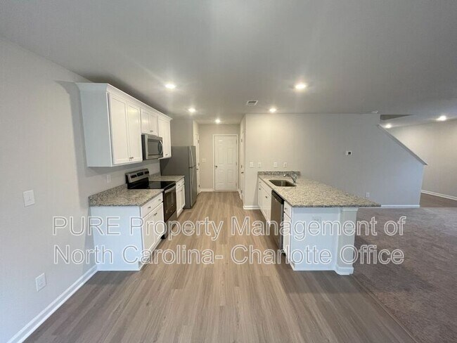 Foto del edificio - 100 Conifer Ln