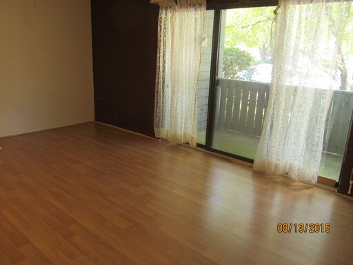 Fotografía del edificio - 7801 Tamarron Dr