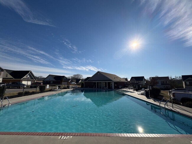 Foto del edificio - 4464 Grove Landing Dr