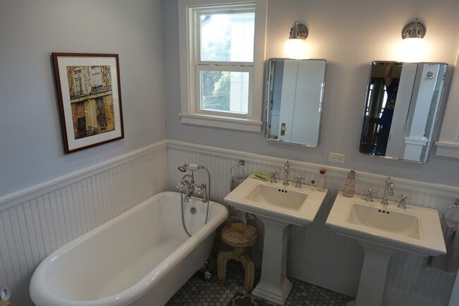 Foto del edificio - 575 Valle Vista Ave