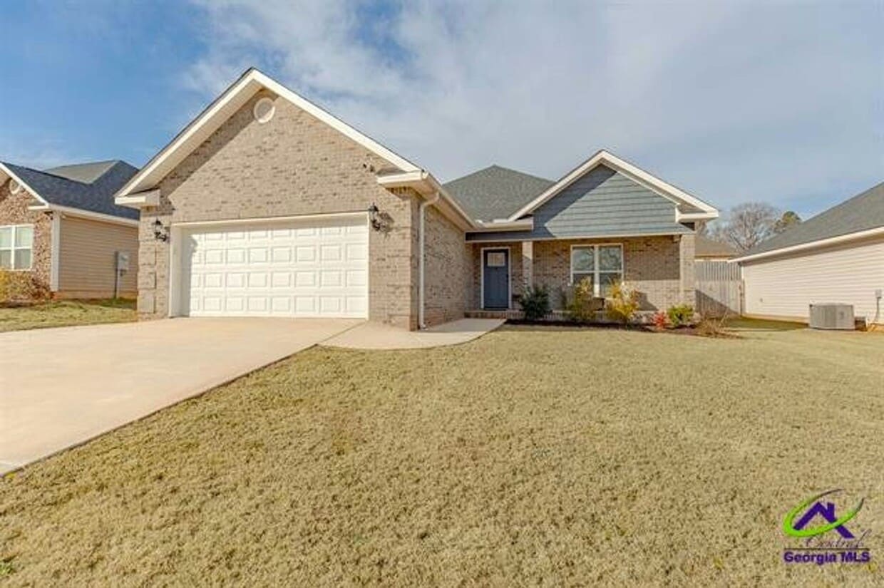 Foto principal - Beautiful Home that looks Brand New