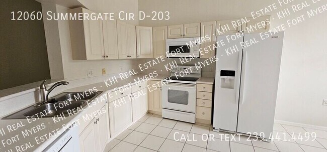 Foto del edificio - 12060 Summergate Cir