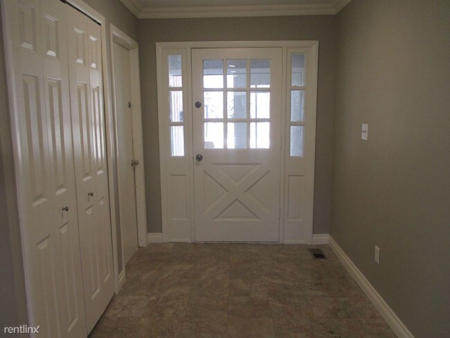 Building Photo - 4 br, 2 bath House - 4842 Butler Dr