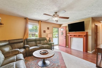 Building Photo - 4012 Frisse Ave