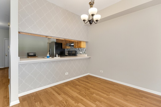 Foto del edificio - 1171 Regency Dr