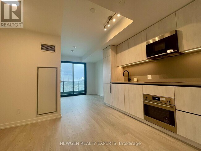 Photo du bâtiment - 35 Parliament St