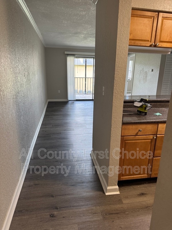 Building Photo - 12293 Sailwinds Dr