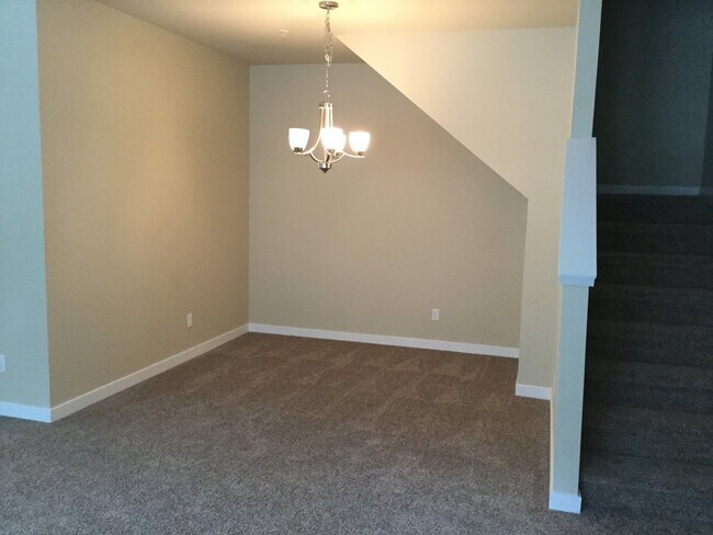 Foto del edificio - 1623 Burnside Pl