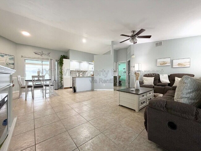 Foto del edificio - 4213 SW 15th Ave