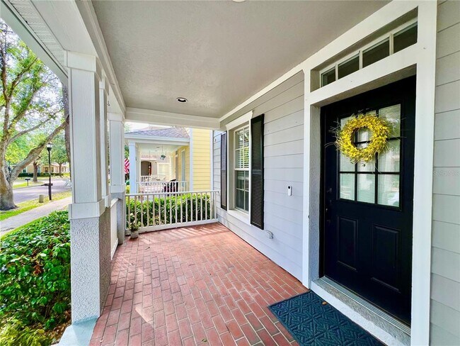 Building Photo - 16112 Loneoak View Dr