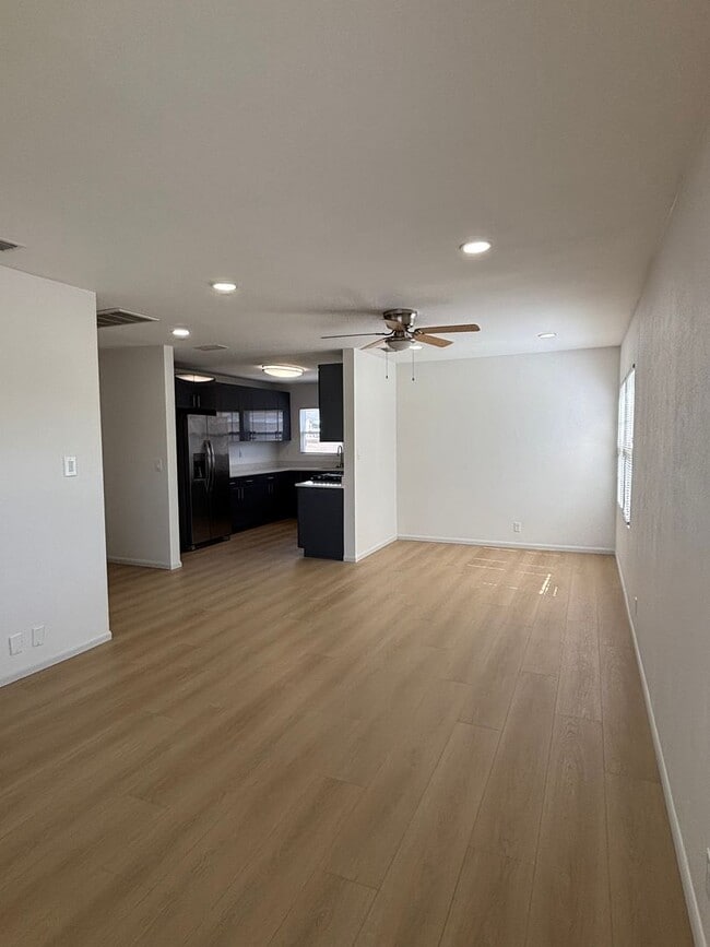 Building Photo - Charming & Updated 3-Bedroom Home with Spacious Backyard – Pet Friendly