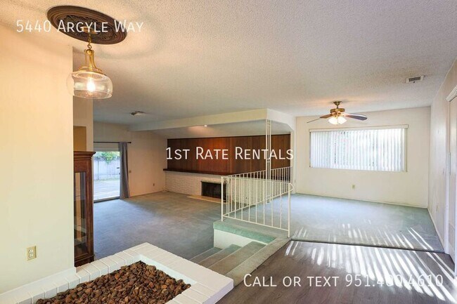 Foto del edificio - 5440 Argyle Way