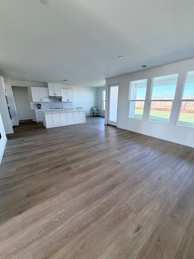 Foto del edificio - 7414 Cryosphere St