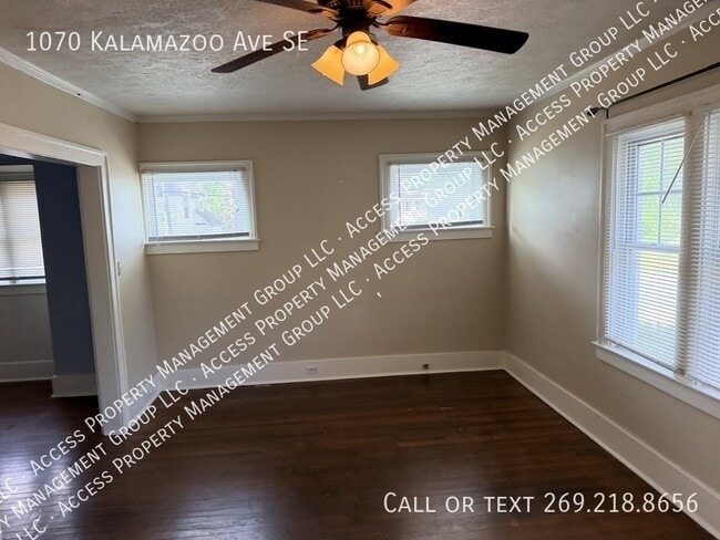 Building Photo - 1070 Kalamazoo Ave SE