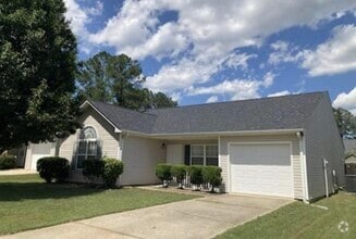 Building Photo - 323 Beryl Dr