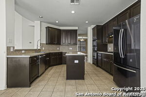 Foto del edificio - 3415 Highline Tr