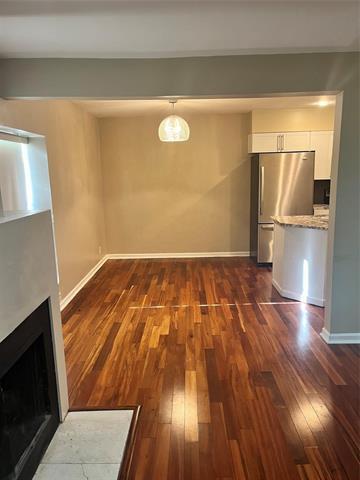 Foto del edificio - 4425 Travis St
