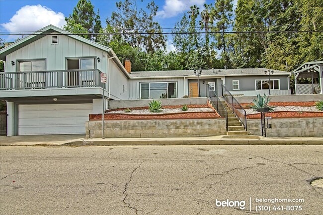 Building Photo - 3358 Coy Dr