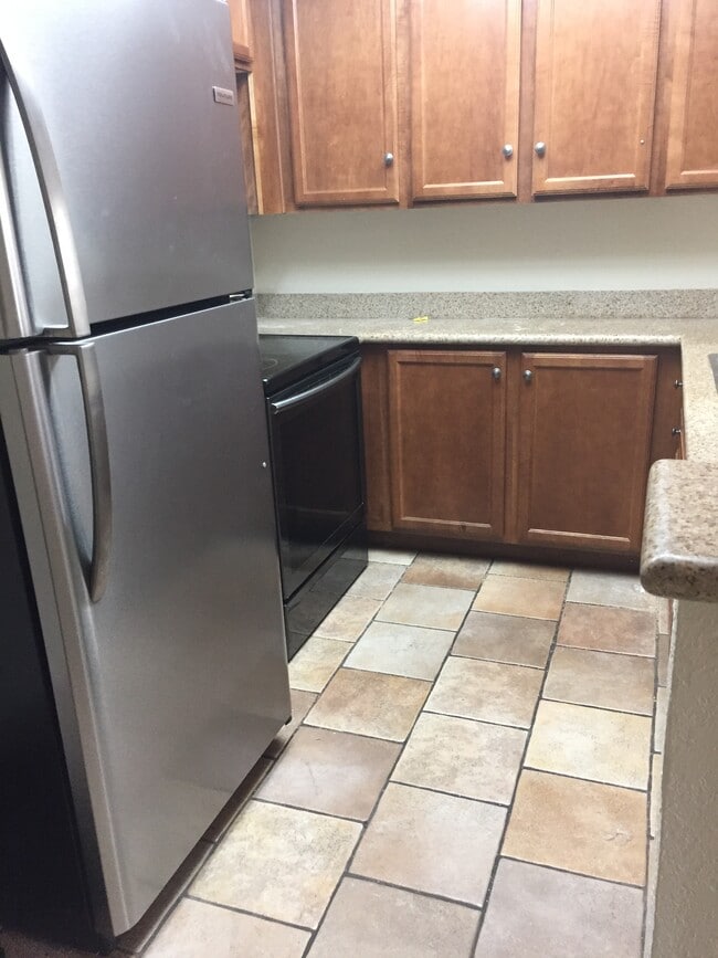 Foto del edificio - 432 Edgehill Ln