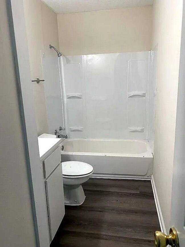 Foto del edificio - 324 Gannt St