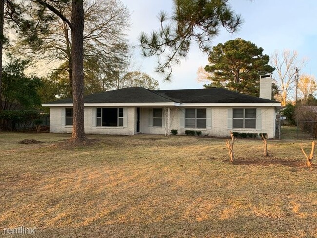 Building Photo - 4 br, 2 bath House - 1306 High School Dr
