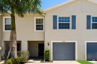 Building Photo - 15014 Wildflower Cir