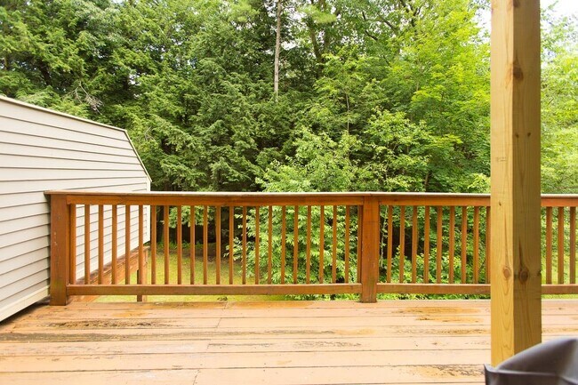 Building Photo - 25 Village Falls Way