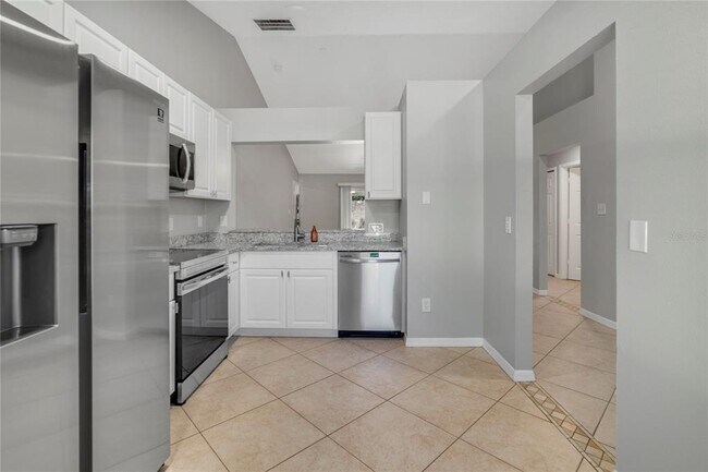 Foto del edificio - 14048 St Leo Ct