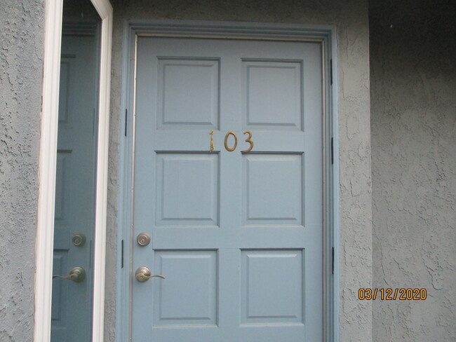 Building Photo - 4067 Sequoia St