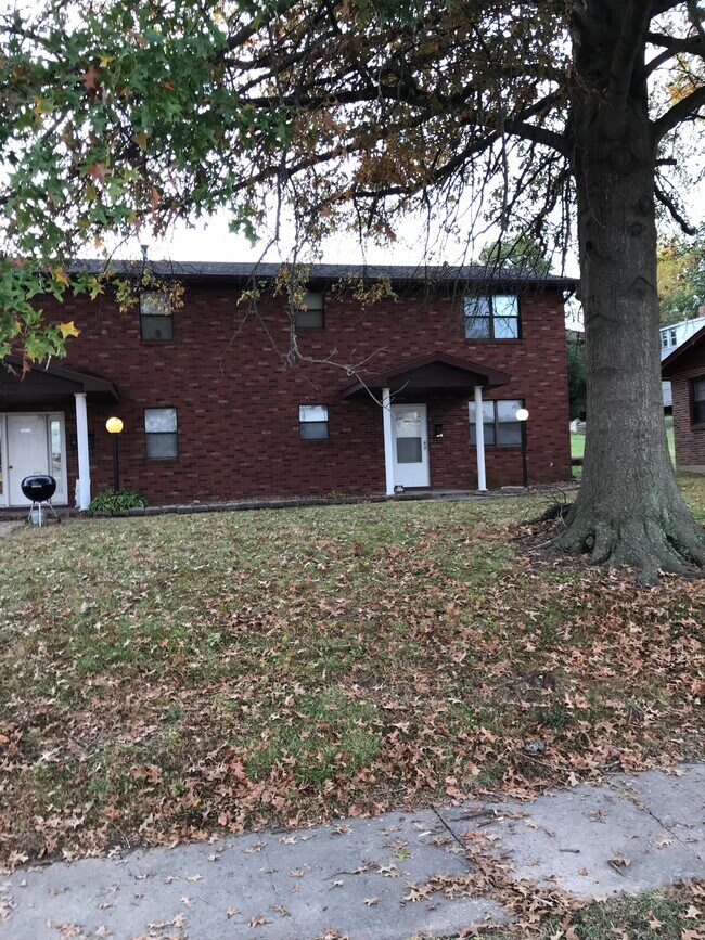 Building Photo - 119 N Union Ave