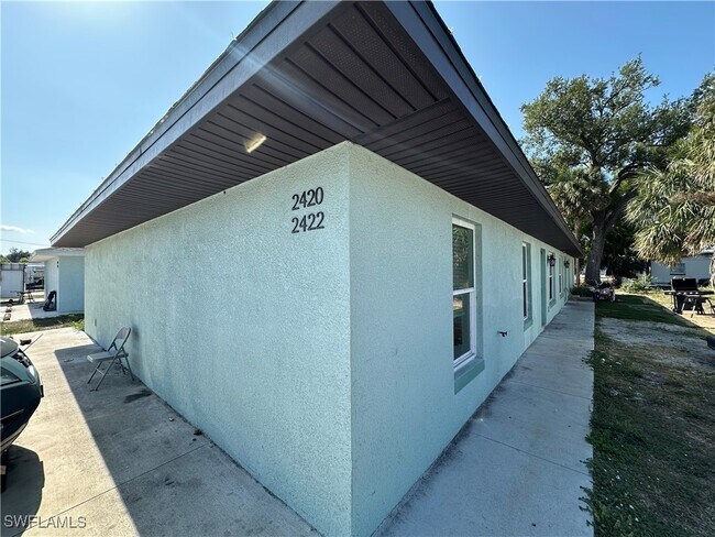 Foto del edificio - 2420 Linhart Ave