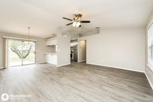 Foto del edificio - 1013 NE 12th St, Cape Coral, FL 33909