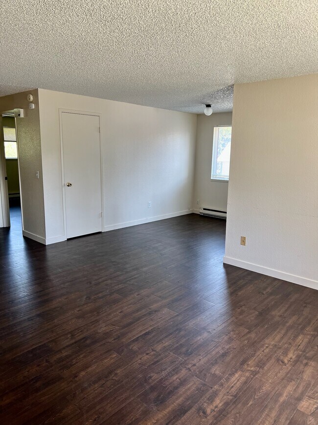 Dinning Room - 1408 W 14th Ave
