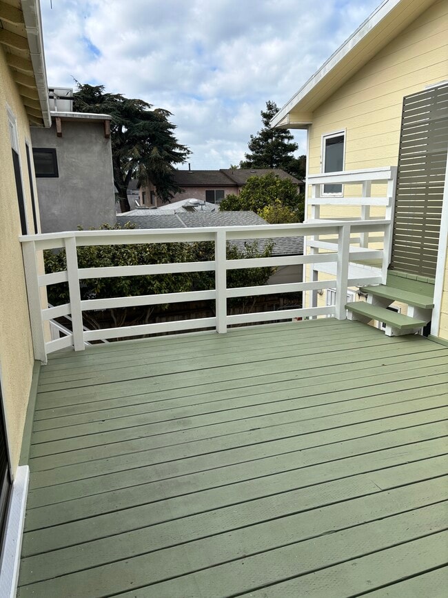 private deck - 936 Palms Blvd