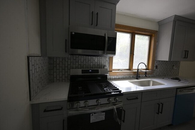 Foto del edificio - 4 Watson Rd