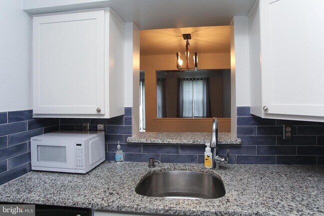 Building Photo - 4113 Captain Molly Cir