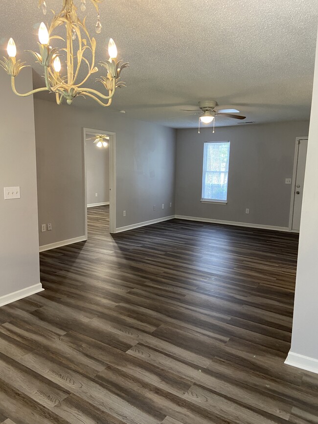 Foto del edificio - 3340 Centerville Rd