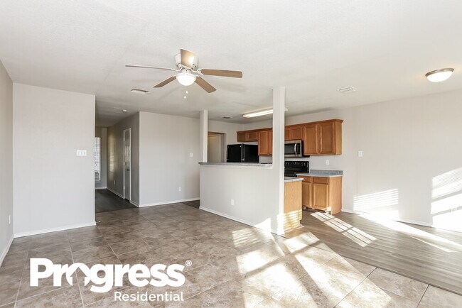 Foto del edificio - 1424 Pine Ln