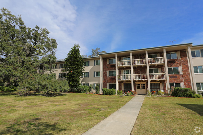 Gulf Harbor Apartments