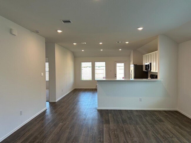Foto del edificio - 7410 Arbor Landing Ln