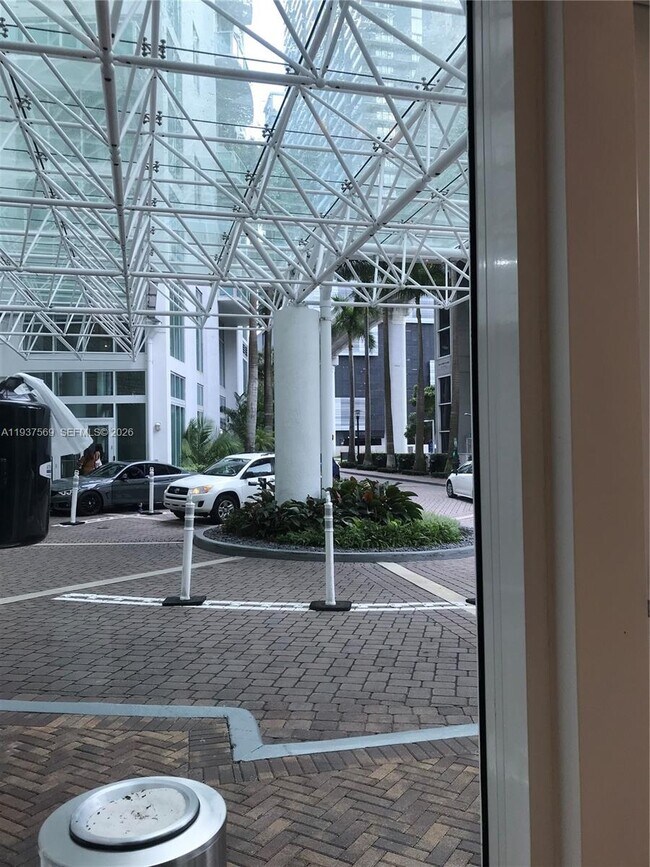 Foto del edificio - 31 SE 5th St